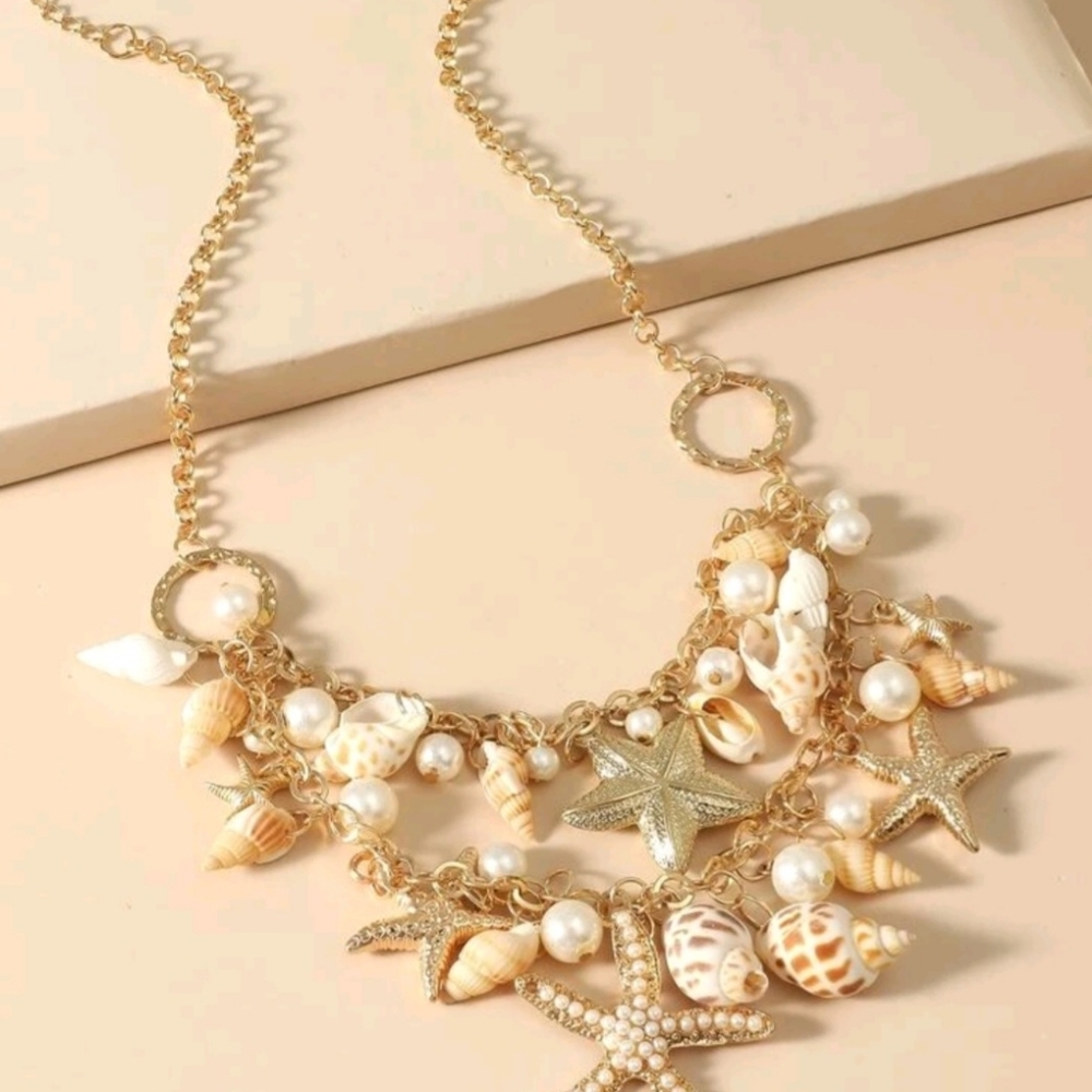Conch & Faux Pearl Pendant Layered Necklace - Picture 2 of 4